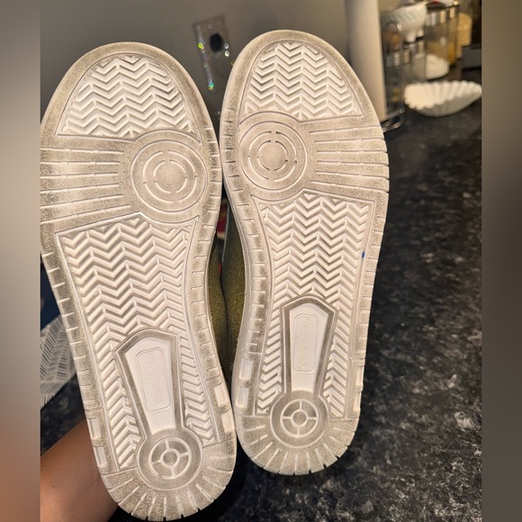 Shoedazzle Gold glitter sneakers/ 6.5 - Picture 4 of 4